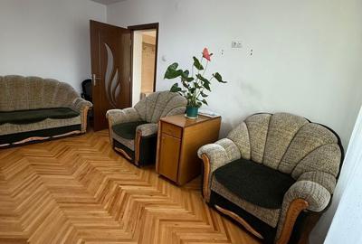 Apartament cu 3 camere semidecomandat în Săsar - 2