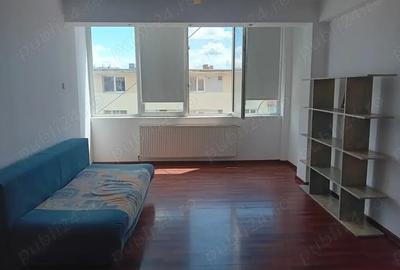 Garsonieră decomandată în Central - 6