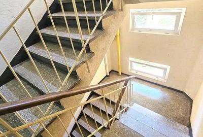 Piata Resita Aleea Slatioara 38mp Et.3 Liber Renovat Contorizat Intabulat - 14