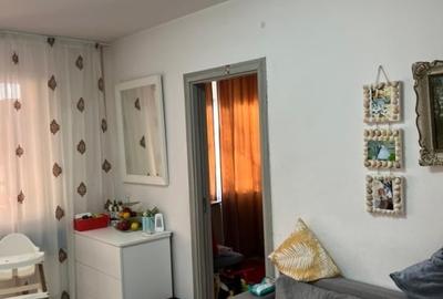 Apartament cu 3 camere semidecomandat în Tătărași - 1