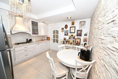 De vanzare - In exclusivitate, casa moderna in cartierul Brates Lake - 4