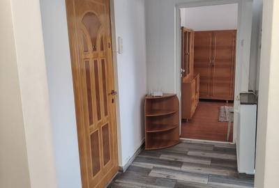 Apartament cu 2 camere decomandat în Central - 1