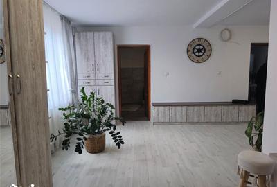 Casă cu 4 camere cu Teren 720 Mp în Criș - 10