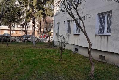 Apartament cu 2 camere decomandat în Tudor - 10