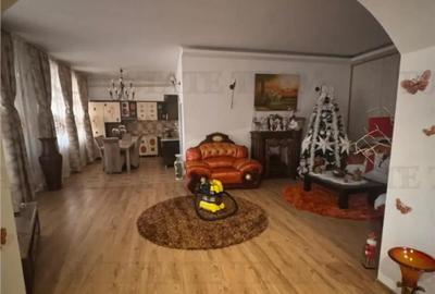 Apartament cu 3 camere decomandat în Central - 5