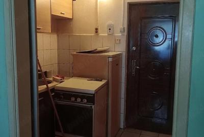 Garsonieră decomandată în Dârste