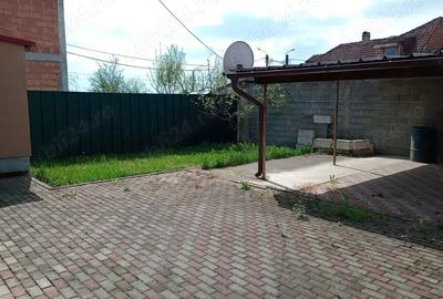 Casă cu 4 camere în Lugoj