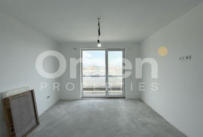 Penthouse cu 4 camere decomandat în Vest