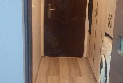 Garsonieră decomandată în Exterior Vest - 1