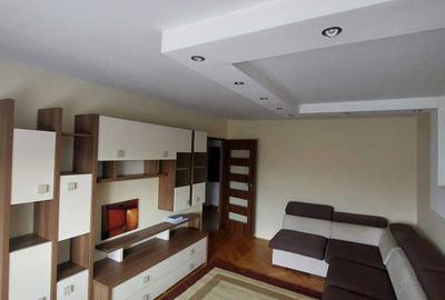 Apartament cu 3 camere decomandat în Tolstoi - 1