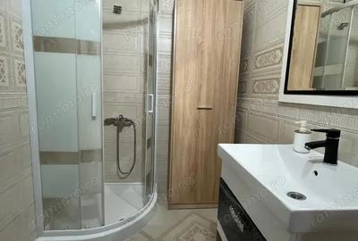 Apartament cu 2 camere decomandat în Rahova