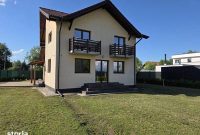 Casă cu 4 camere cu Teren 800 Mp în Stupini - 1