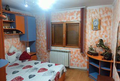 Apartament cu 4 camere decomandat în Central - 5