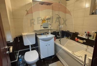 Apartament cu 3 camere de vânzare în zona Brazda lui Novac - 9