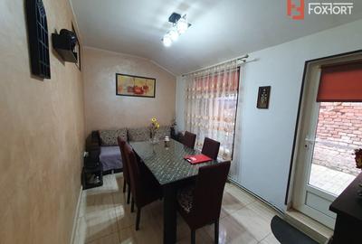 Apartament cu 2 camere decomandat, cladire istorica - Sinaia - 11