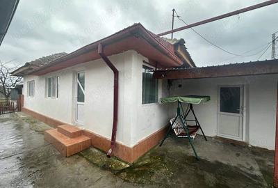 Vand casa locuibila mobilata Fete?ti - 3