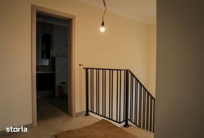 Casă cu 5 camere cu Teren 397 Mp în Central - 12