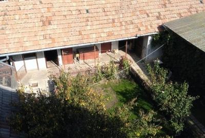 Casa familiala cu anexe - 4