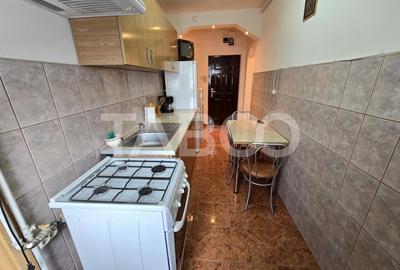 Apartament cu 2 camere decomandat, mobilat în Vasile Aaron - 5