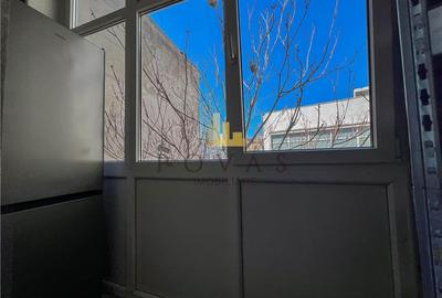 Apartament cu 4 camere decomandat în Universitate - 16