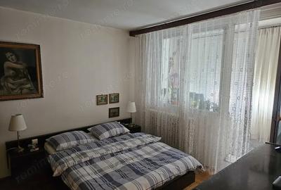 Dr.Taberei - V.Argesului - 4 4 - decomandat, reabilitat, boxa, parchet stejar, 125000 - 9