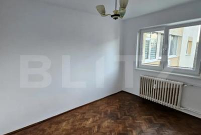 Apartament cu 4 camere decomandat în Central - 10