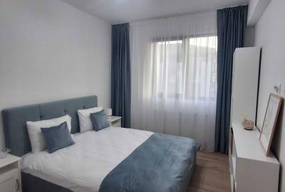 Apartament cu 2 camere decomandat, mobilat în Central
