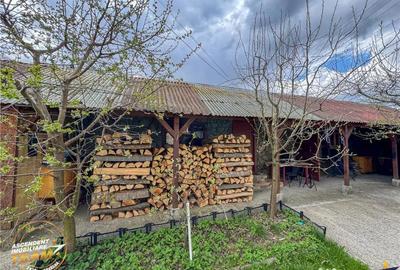 Casă cu 6 camere cu Canalizare în Central - 11