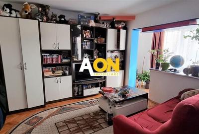 De vanzare apartament 2 camere zona Cetate - 2