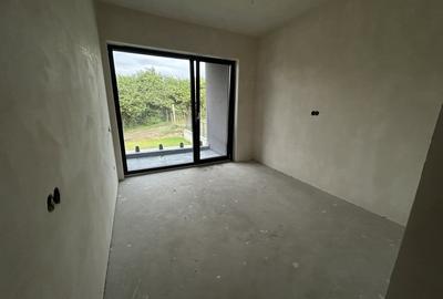 Casa tip duplex semifinisat , 180 mp utili , 400 mp teren zona Faget - 9