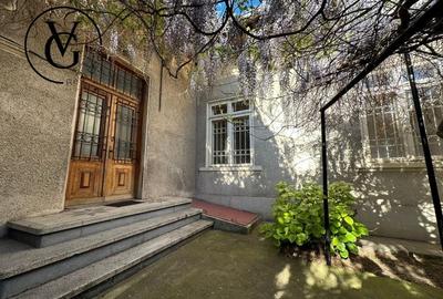 Faleza NORD-casa caramida- 274 mp teren