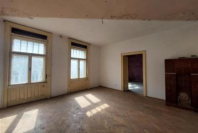 Apartament ultracentral cu 2 garaje - 3