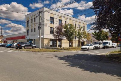 Spatiu comercial de inchiriat pretabil pentru multiple destinatii : salon de inf - 6