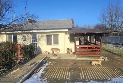Casă cu 3 camere cu Canalizare în Șendreni - 3