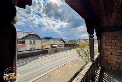 Casă individuală cu 12 camere cu Canalizare în Exterior Est - 33