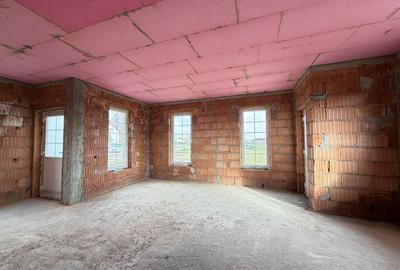 Casă individuală cu 2 camere cu Canalizare în Moșnița Nouă - 7