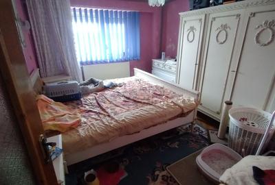 Apartament cu 4 camere decomandat în Dacia - 4