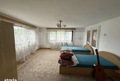 Casă cu 6 camere cu Teren 5100 Mp în Central - 13