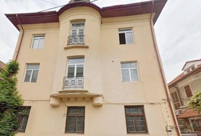 Investitie! Vila solida renovabila, zona de exceptie, 4 apartamente - 2