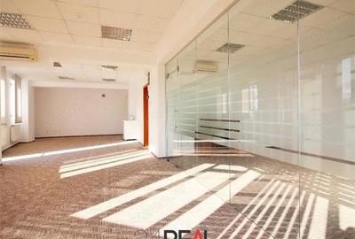 Spațiu comercial, de 105 mp, în Ștefan cel Mare - 13