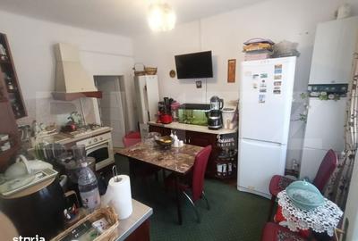 Casă cu 2 camere cu Teren 854 Mp în Central - 12