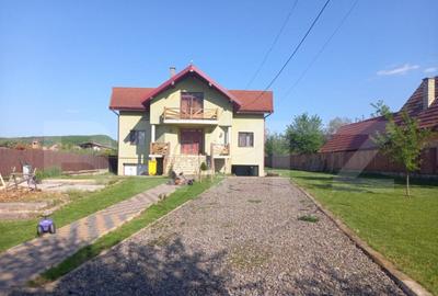 Casă cu 1 camere cu Teren 3500 Mp în Central - 4