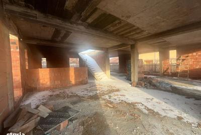 Spațiu comercial, în Central - 18