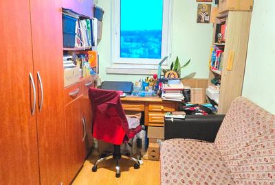 Apartament cu 3 camere decomandat, mobilat în Alexandru cel Bun - 9