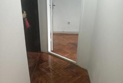 Apartament cu 3 camere semidecomandat în Regina Elisabeta - 1