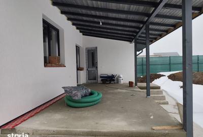 Casă cu 4 camere cu Teren 560 Mp în Tărtășești - 4