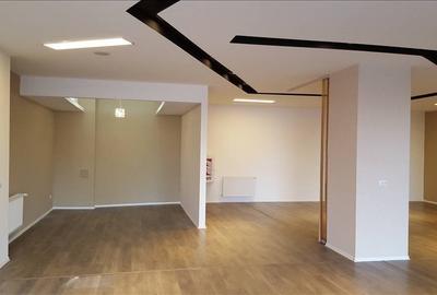 Spatiu comercial finisat, showroom sau birouri - 2