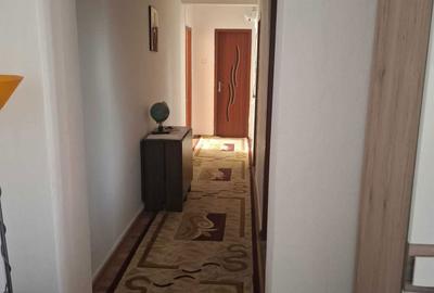 Apartament cu 4 camere semidecomandat în Central - 7