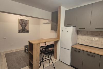 Apartament cu 2 camere semidecomandat în Apărătorii Patriei - 1