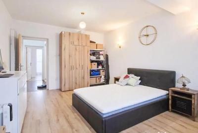 Casă cu 7 camere cu Canalizare în Dragomirești-Deal - 16